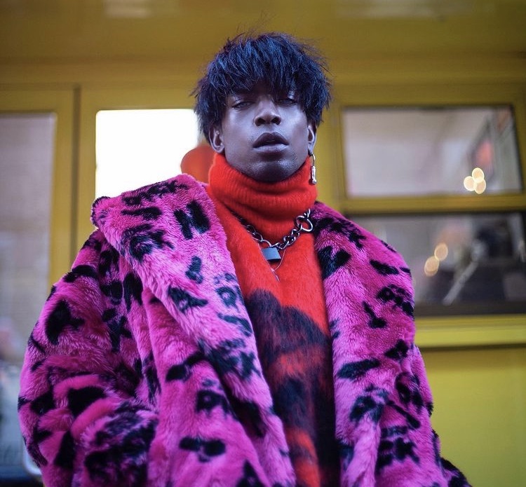 MAGNUM MAGENTA