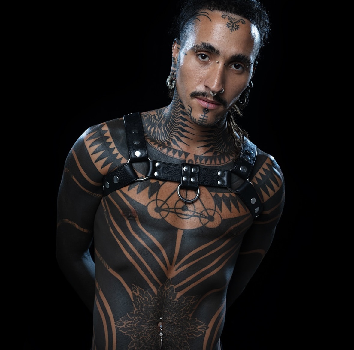 BRANDED BLACK
